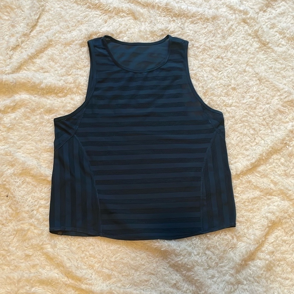 Lululemon tank top green